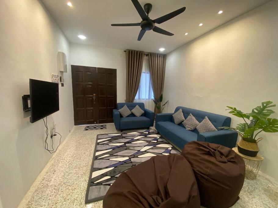 The Lawo Homestay קואלה טרנגאנו מראה חיצוני תמונה